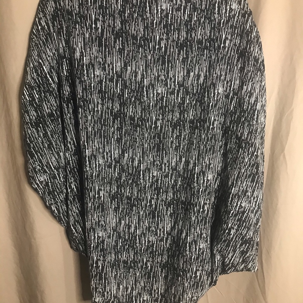 Cardigan - Picture 2 of 2